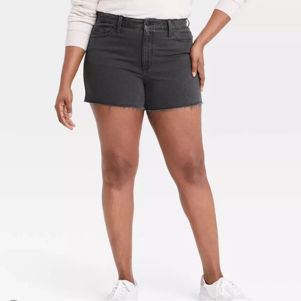 Universal Thread Vintage Midi Shorts Black